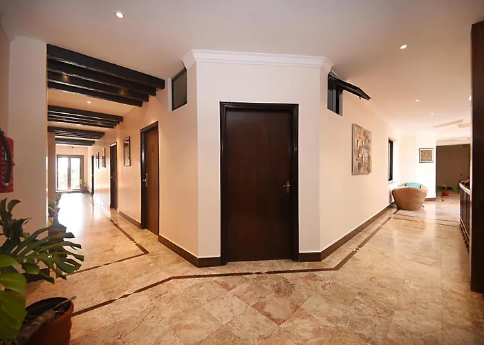 Skye Hotel 4*