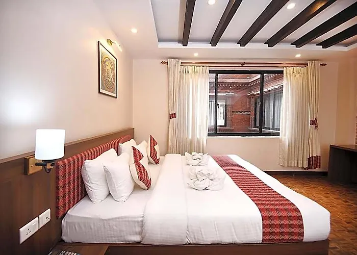 Skye Hotel 4*